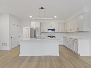 Lakeshore Commons 9378 S Alder Pl 104 in Oak Creek wi. List Price: $439,900
