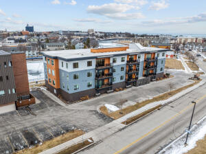 Sp-Riverfront 750 S Pier Dr 21 in Sheboygan wi. List Price: $449,900