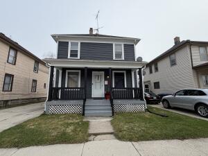 1413  Carl Ave in Sheboygan wi. List Price: $199,900