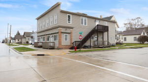 Park View on Broadway Condominium 1335  Broadway Ave 4 in Sheboygan wi. List Price: $124,900