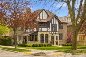 4224 N Farwell Ave in Shorewood wi. List Price: $1,350,000