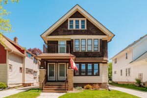 2514 N 67th St in Wauwatosa wi. List Price: $465,000