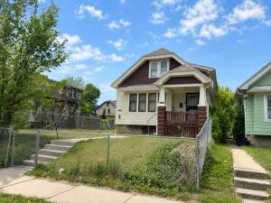 4641 N 29th St in Milwaukee wi. List Price: $180,000