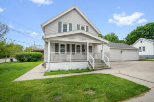 9313 W Hayes Ave in West Allis wi. List Price: $314,900
